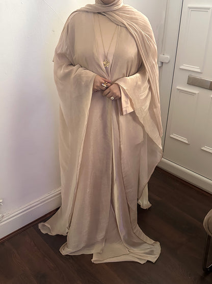 Inaya Abaya set