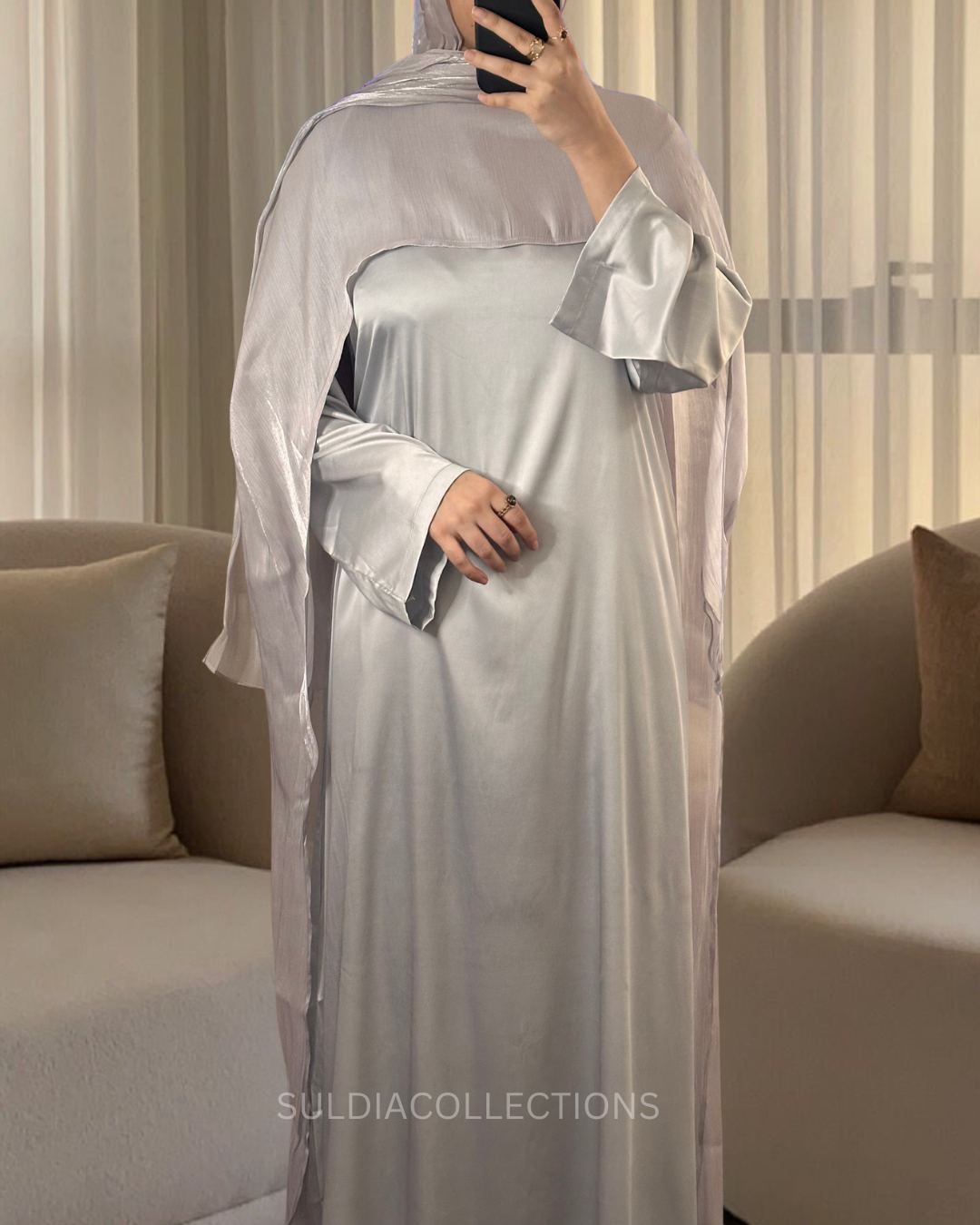 Qamar Abaya set