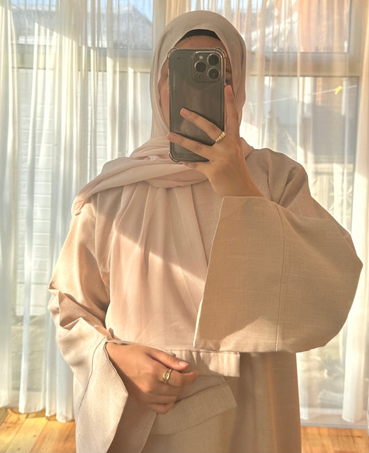 Abaya de lino color rosa nude