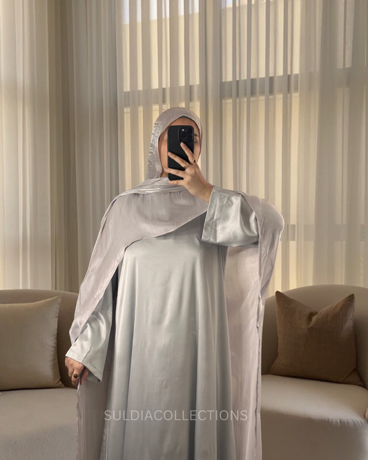 Qamar Abaya set
