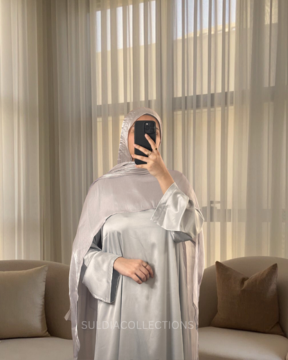 Qamar Abaya set