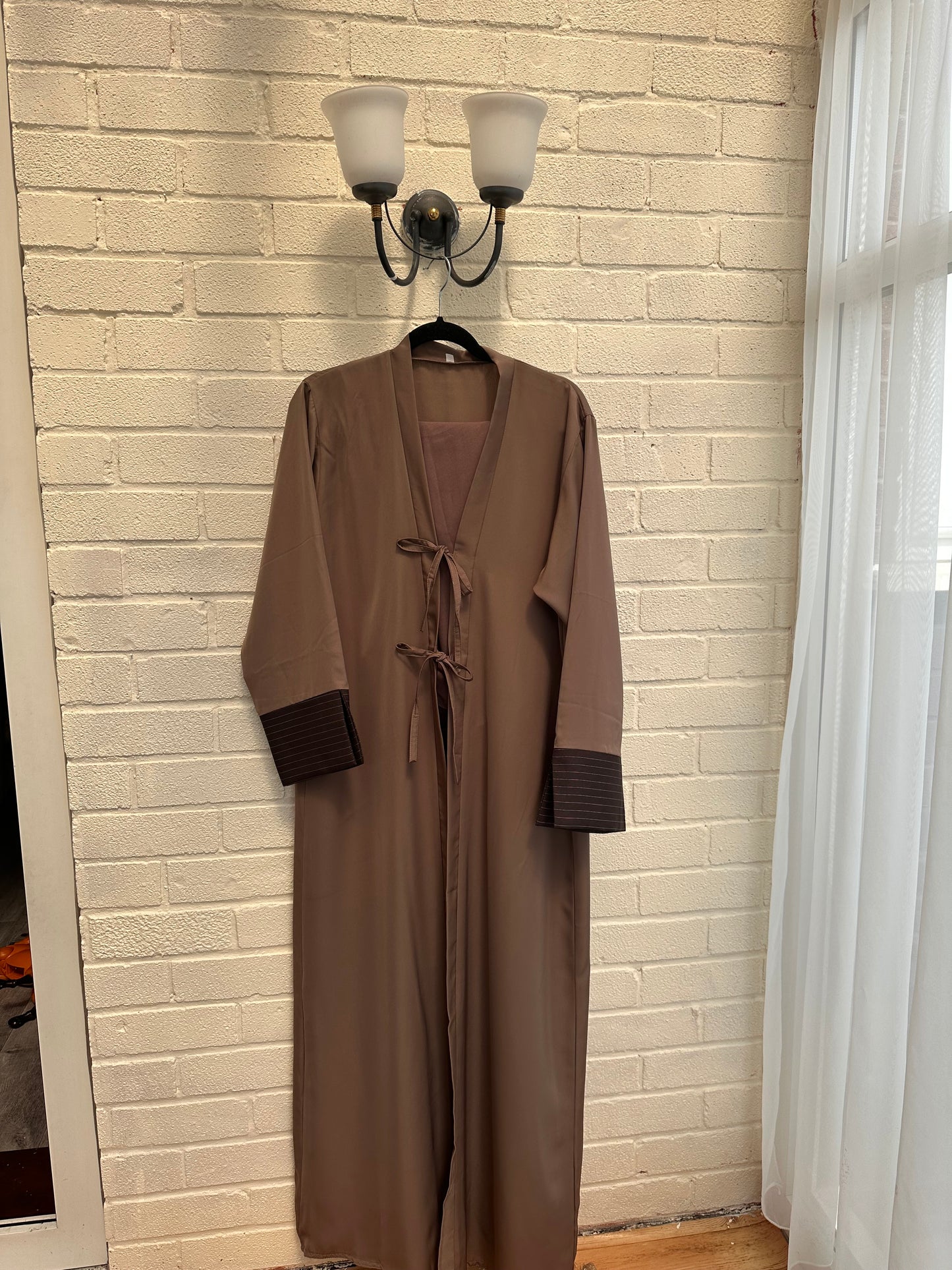 Dunkelbraunes 2-teiliges Abaya-Set